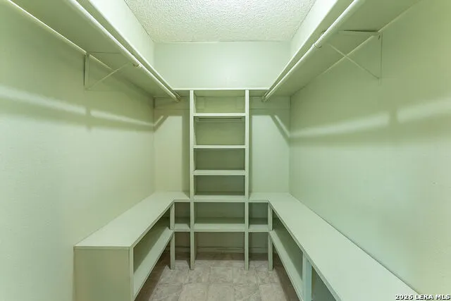 13115 Larkyorke San Antonio, TX 78233