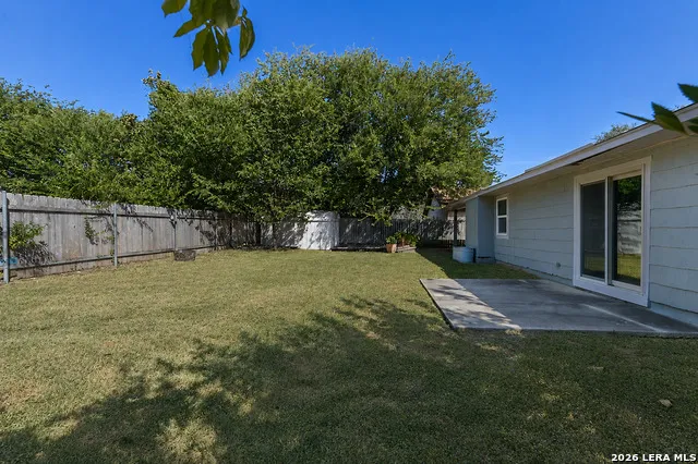 13115 Larkyorke San Antonio, TX 78233