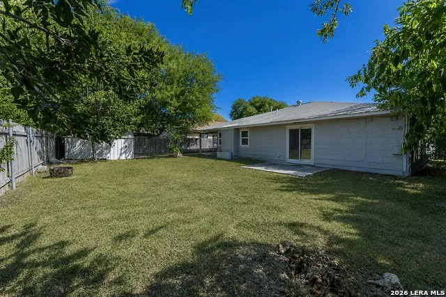 13115 Larkyorke San Antonio, TX 78233