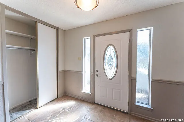 13115 Larkyorke San Antonio, TX 78233