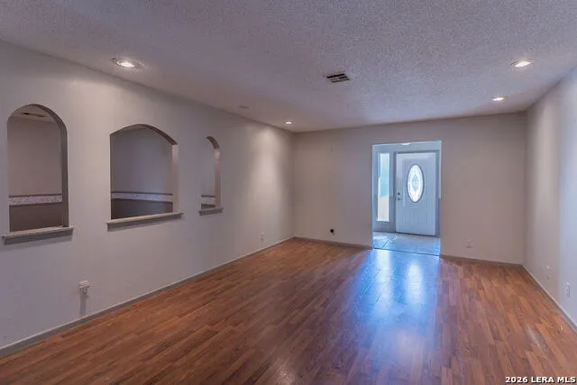 13115 Larkyorke San Antonio, TX 78233