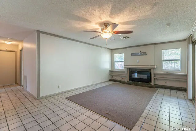 13115 Larkyorke San Antonio, TX 78233