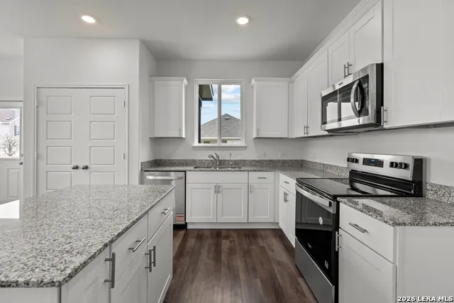 8353 HAMRICK CIRCLE San Antonio, TX 78252