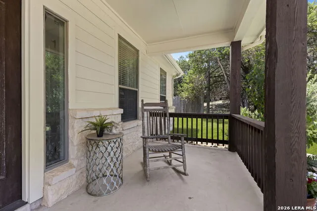 2700 SKYLINE DR Canyon Lake, TX 78133