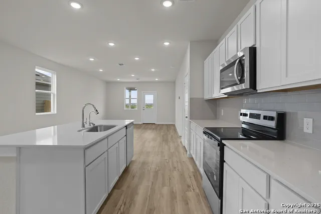 4434 DANFORTH ST New Braunfels, TX 78130