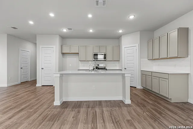 9978 Chavaneaux Lndg San Antonio, TX 78221