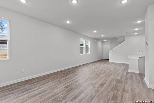 9982 Chavaneaux Lndg San Antonio, TX 78221