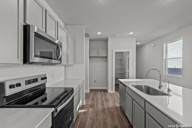 4426 DANFORTH ST New Braunfels, TX 78130