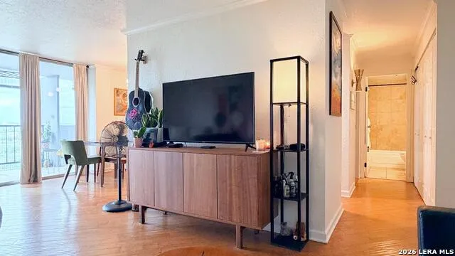 7039 SAN PEDRO AVE #812 San Antonio, TX 78216
