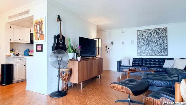 7039 SAN PEDRO AVE #812 San Antonio, TX 78216
