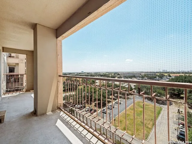 1 Towers Park Lane #915 San Antonio, TX 78209
