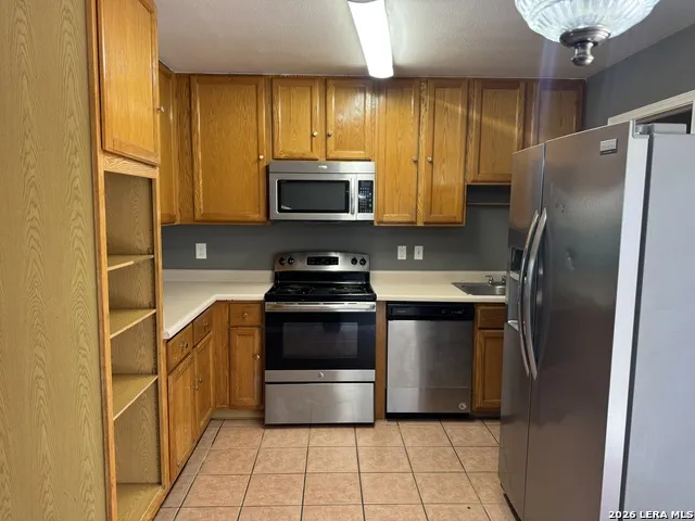 9140 Timber Path #801 San Antonio, TX 78250