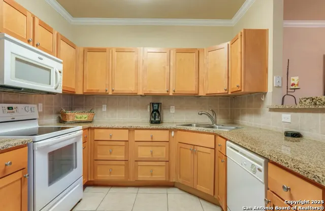 6160 Eckhert #103 San Antonio, TX 78240