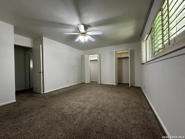 121 W SILVER SANDS DR #121 San Antonio, TX 78216