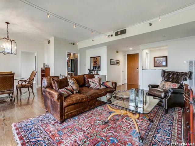 7887 Broadway #905 San Antonio, TX 78209