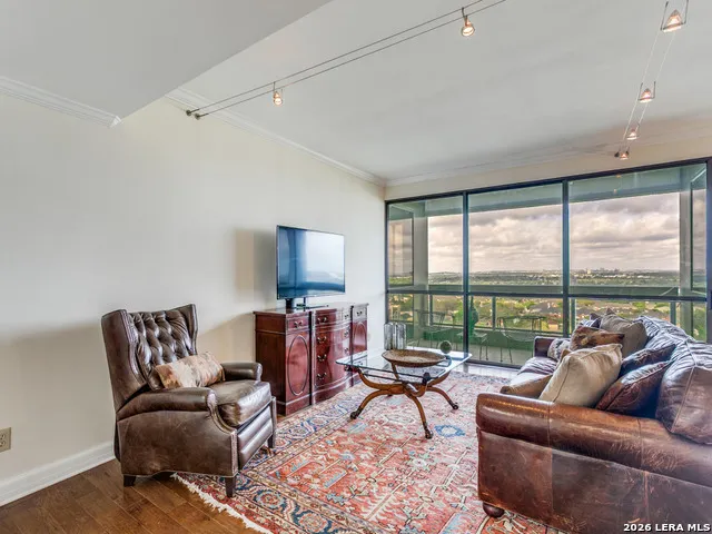 7887 Broadway #905 San Antonio, TX 78209