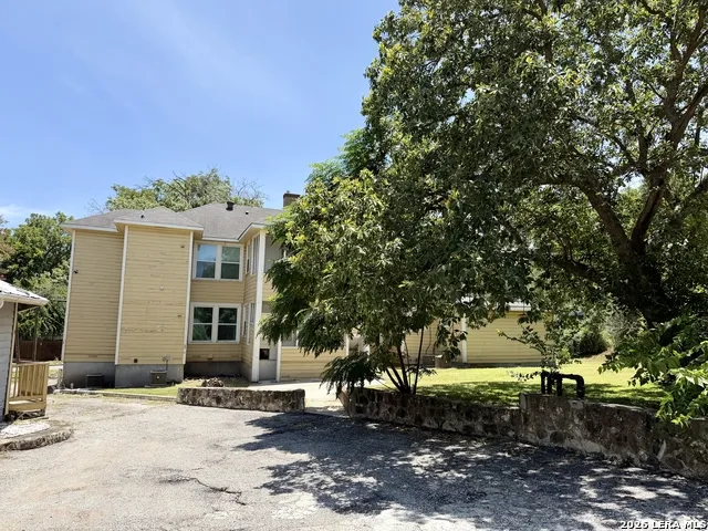 107 Willim Alamo Heights, TX 78209