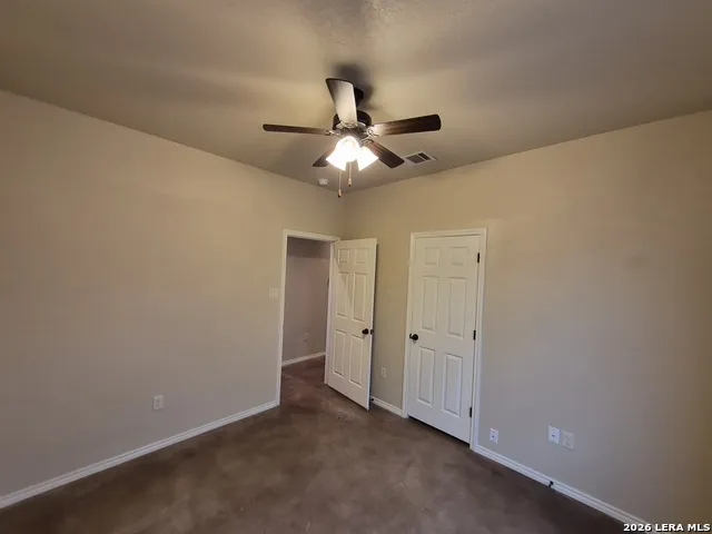 698 SAENGERHALLE RD New Braunfels, TX 78130