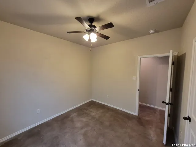 698 SAENGERHALLE RD New Braunfels, TX 78130