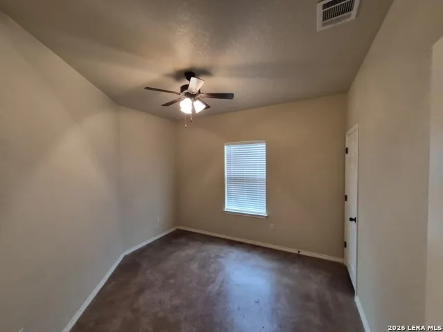 698 SAENGERHALLE RD New Braunfels, TX 78130
