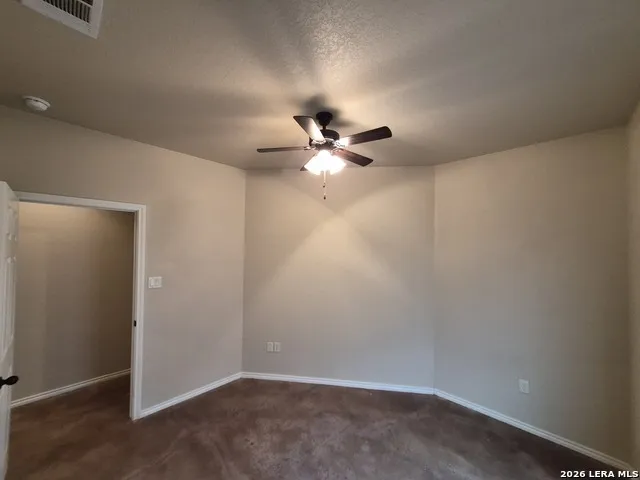 698 SAENGERHALLE RD New Braunfels, TX 78130