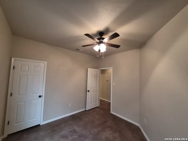 698 SAENGERHALLE RD New Braunfels, TX 78130