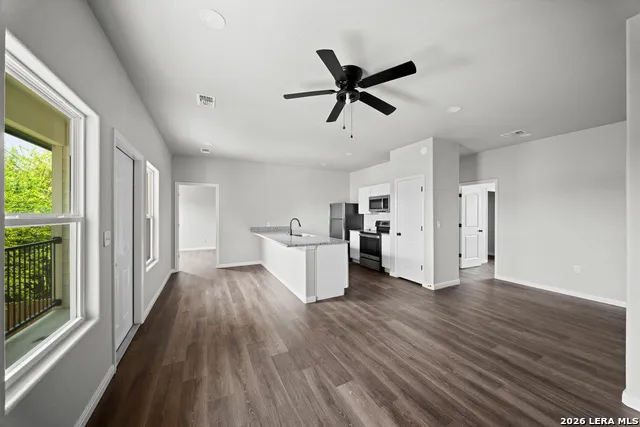 7610 Windsor Oaks San Antonio, TX 78239