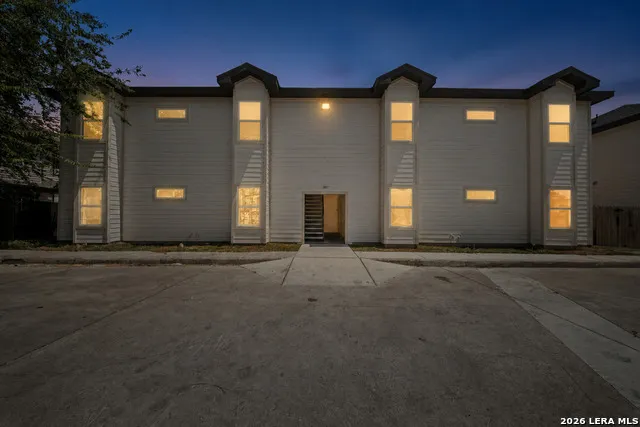 7610 Windsor Oaks San Antonio, TX 78239