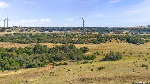 240 E ROLLING OAKS DR Goldthwaite, TX 76844