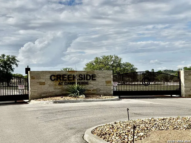 246 Mulder DR Center Point, TX 78010