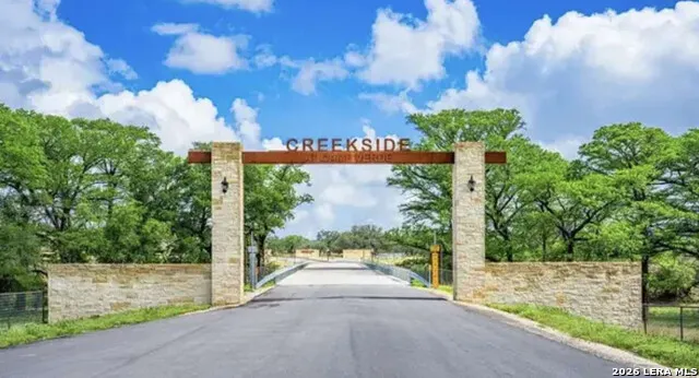 246 Mulder DR Center Point, TX 78010