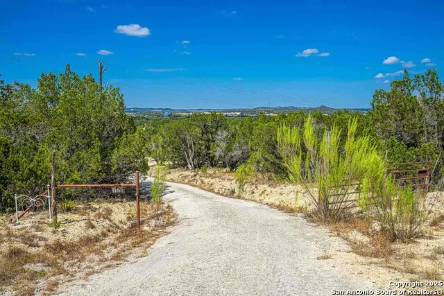 105A Oleander Comfort, TX 78013