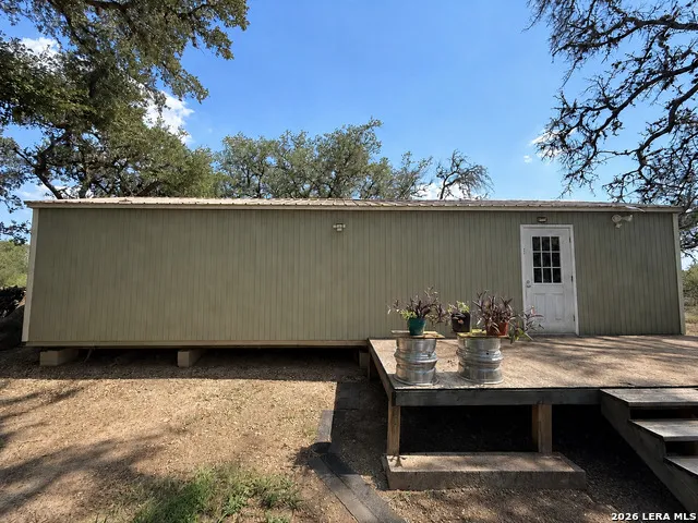 266 Autumn Ln Poteet, TX 78065