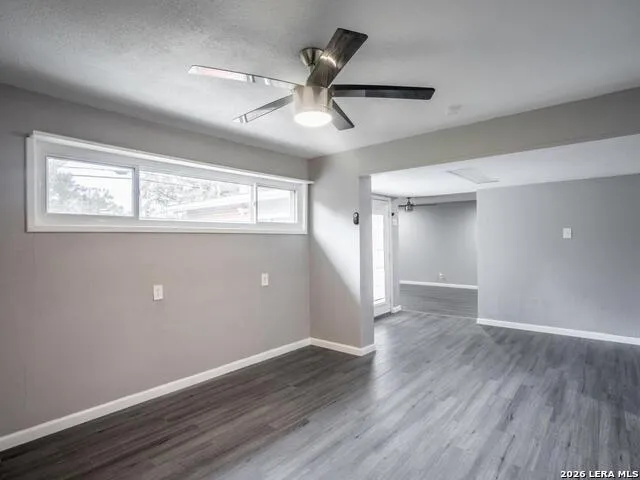 158 HATCHER AVE San Antonio, TX 78223