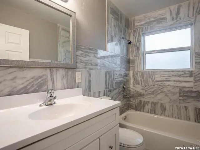 158 HATCHER AVE San Antonio, TX 78223