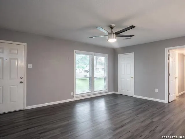 158 HATCHER AVE San Antonio, TX 78223