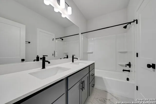 13631 GIOVANNIS GDN San Antonio, TX 78253
