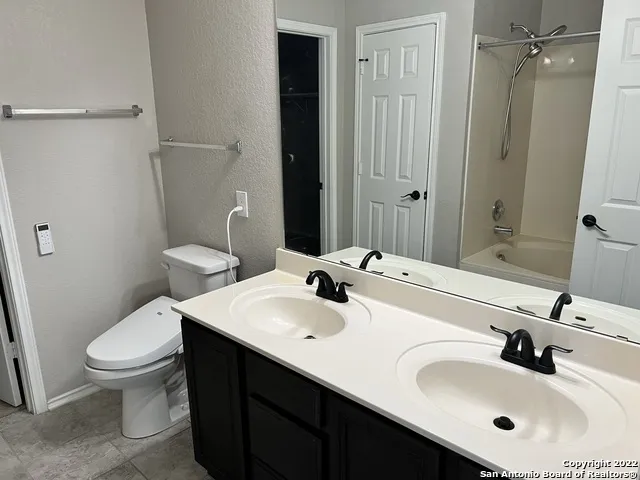 6730 LOMA BLANCA San Antonio, TX 78233