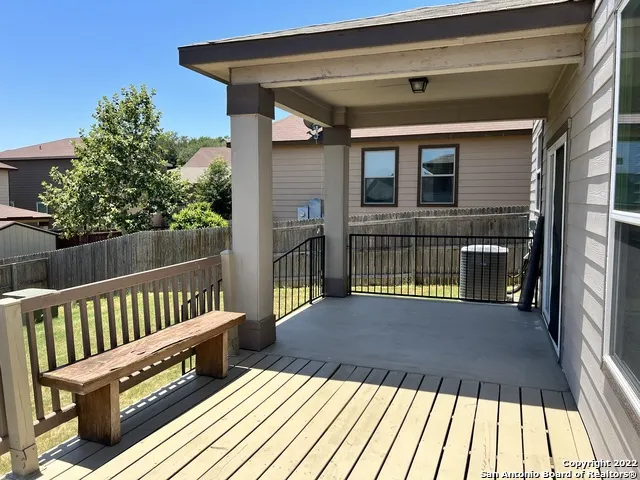 6730 LOMA BLANCA San Antonio, TX 78233