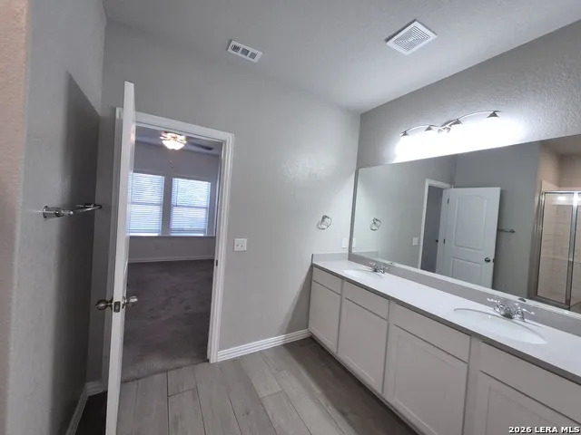 2102 GABBY COLE LN San Antonio, TX 78253