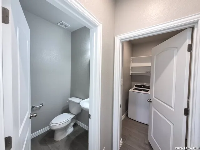 2102 GABBY COLE LN San Antonio, TX 78253