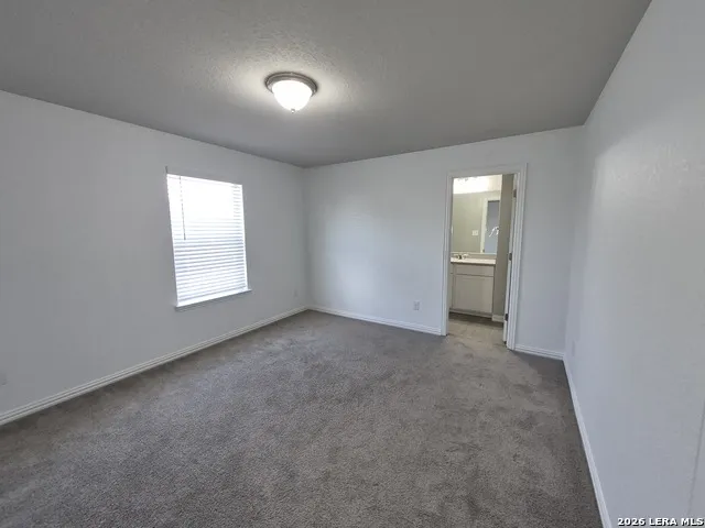 2102 GABBY COLE LN San Antonio, TX 78253