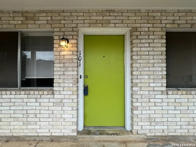 311 E San Antonio Unit 101 Boerne, TX 78006