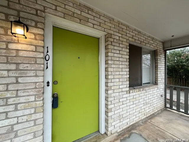 311 E San Antonio Unit 101 Boerne, TX 78006