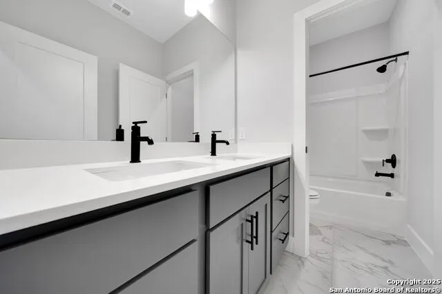13651 GIOVANNIS GDN San Antonio, TX 78253