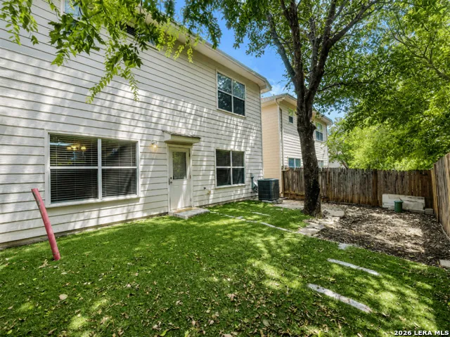 5510 PAINTER GRN San Antonio, TX 78240