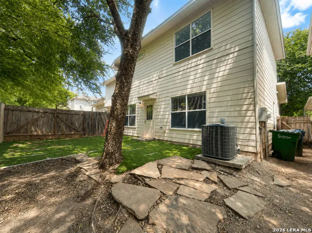 5510 PAINTER GRN San Antonio, TX 78240