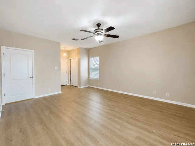5510 PAINTER GRN San Antonio, TX 78240