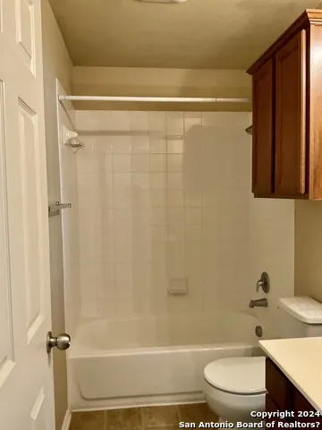 1422 Dove Bend San Antonio, TX 78245