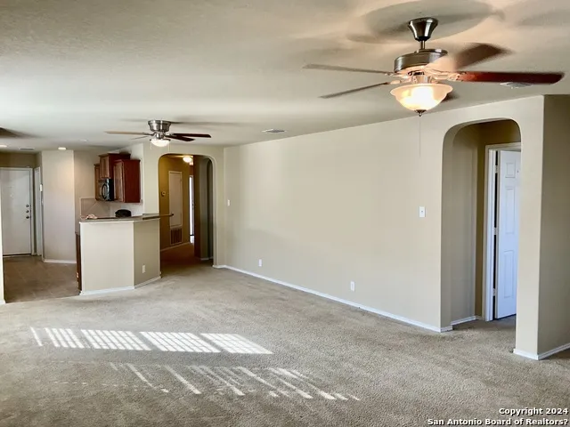 1422 Dove Bend San Antonio, TX 78245